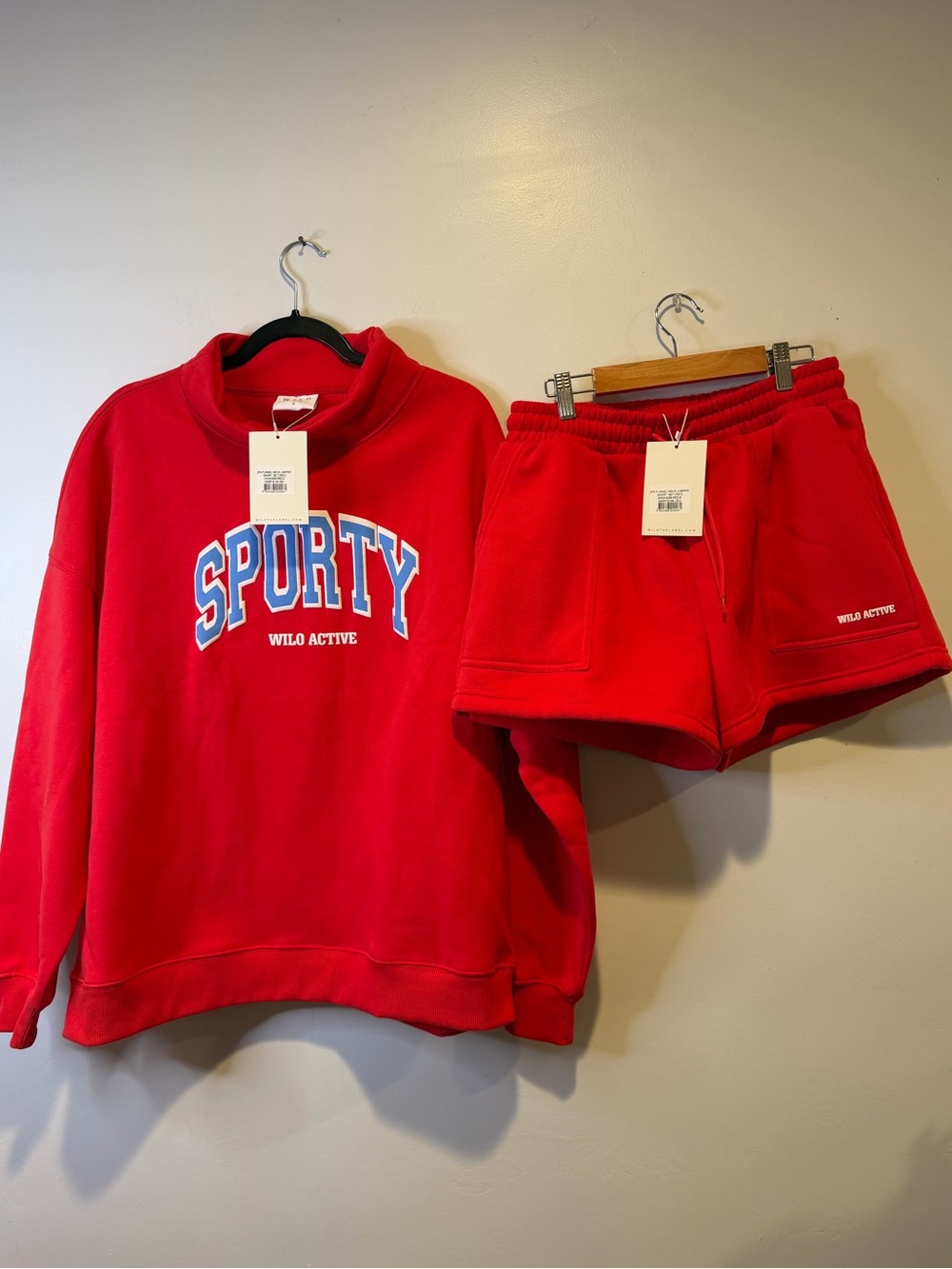NWT Wilo the Label Active Sporty Funnel Mock Neck Sweatshirt Shorts Set Red Sm - Picture 5 of 8